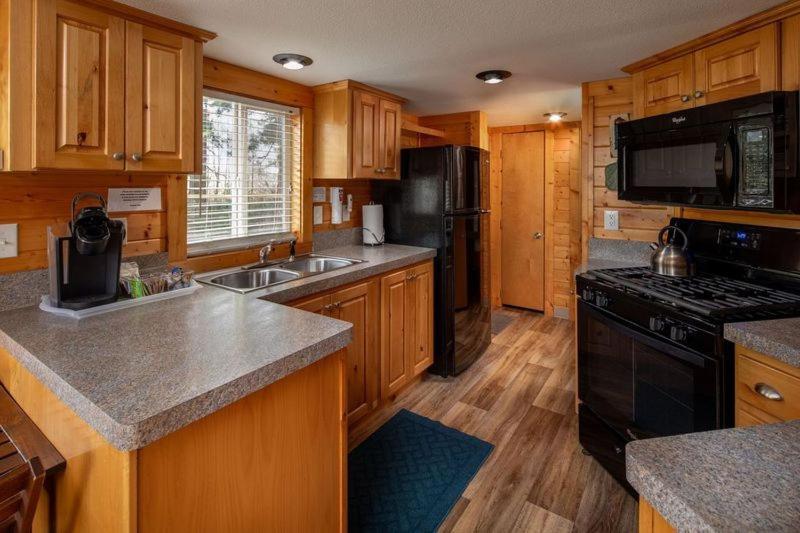 Sheltered Nook On Tillamook Bay Bay City Экстерьер фото