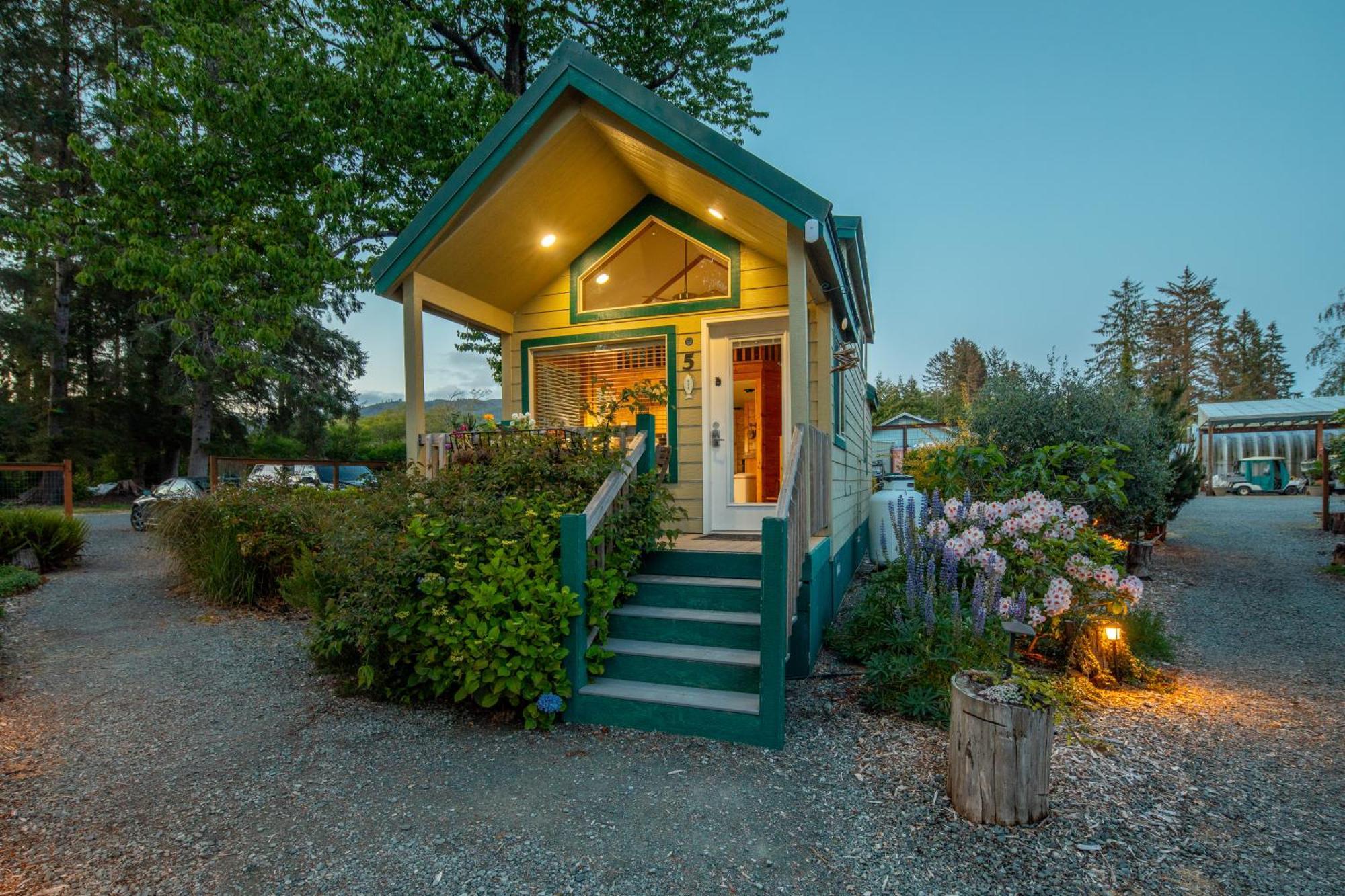 Sheltered Nook On Tillamook Bay Bay City Экстерьер фото